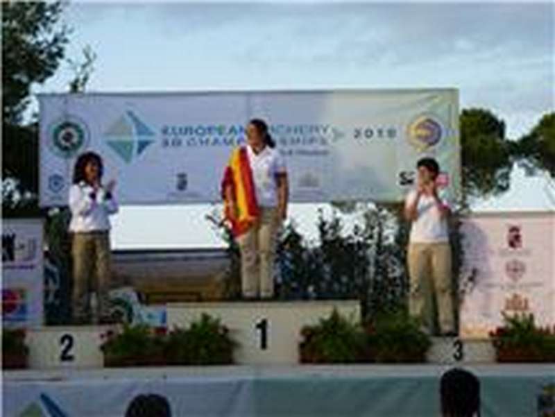 La RFETA premia a  Encarna Garrido
